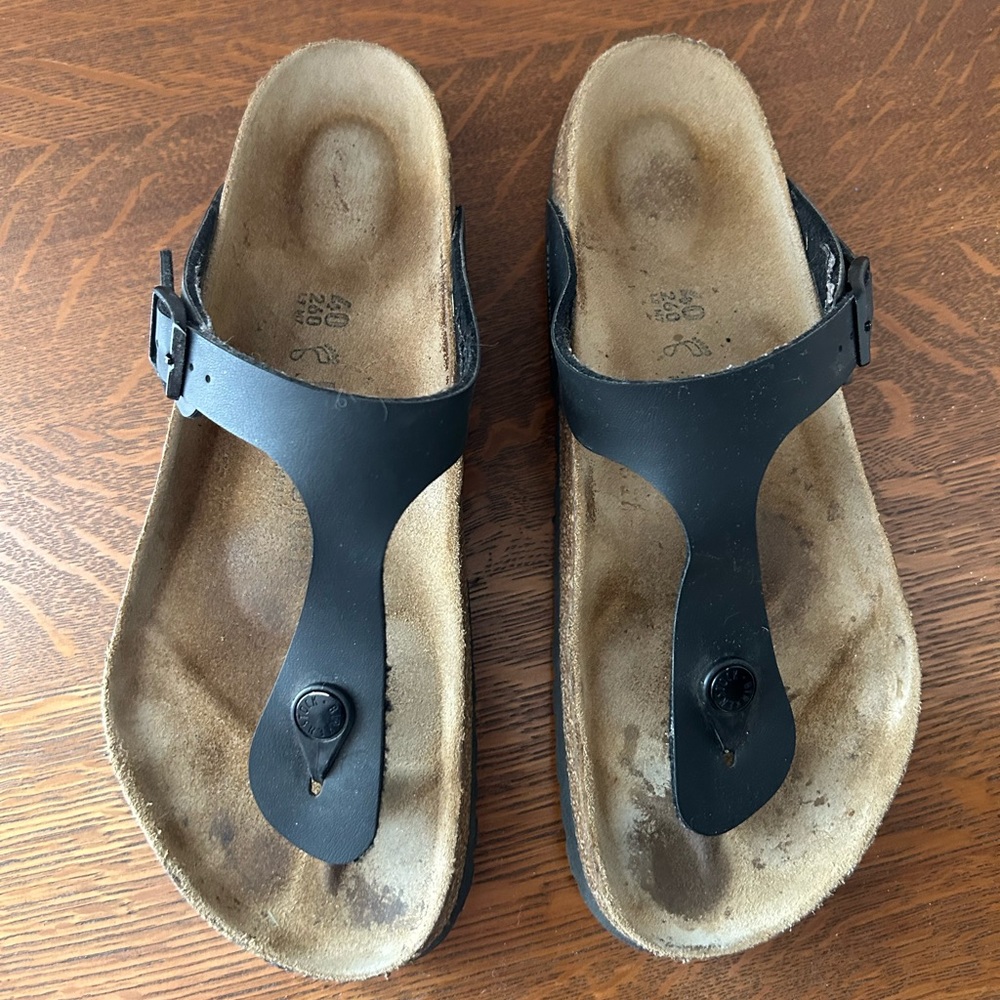 Birkenstock Gizeh sandals size 40 black